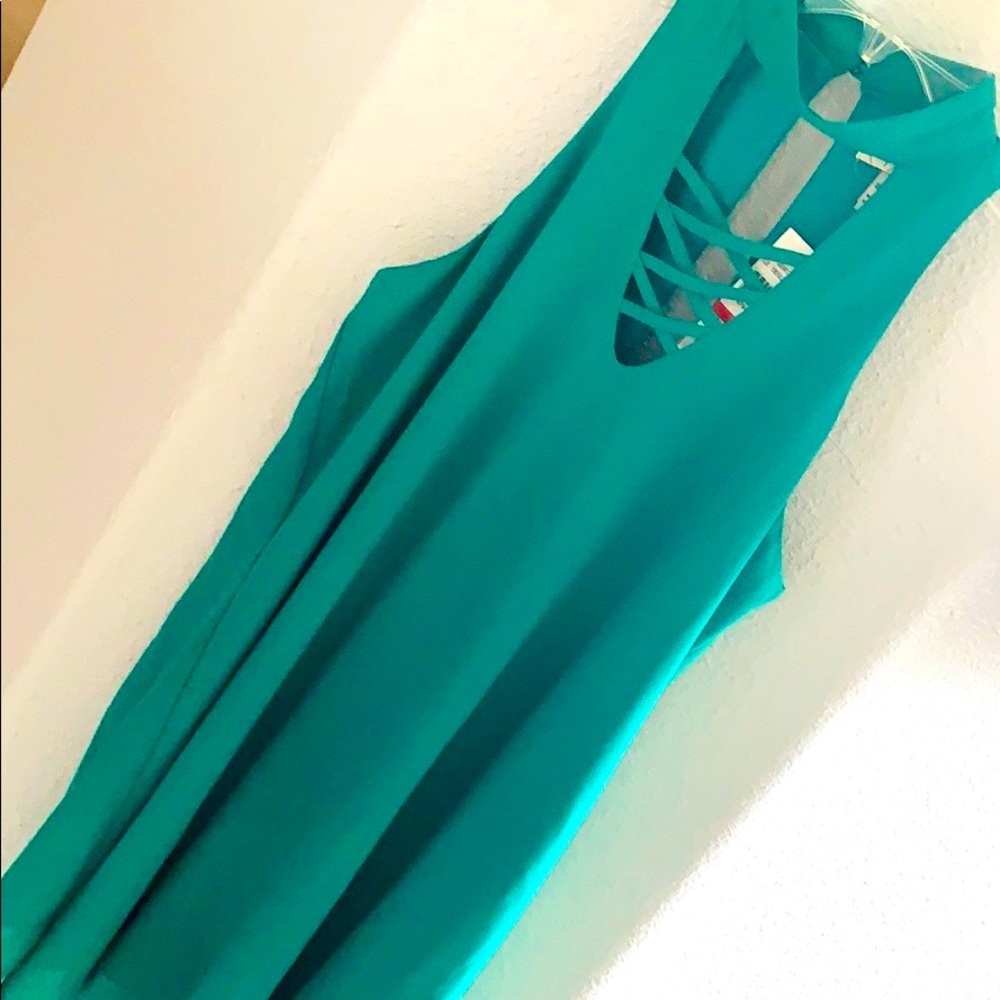 Speechless Emerald Green Junior Dress 👗💚🤍